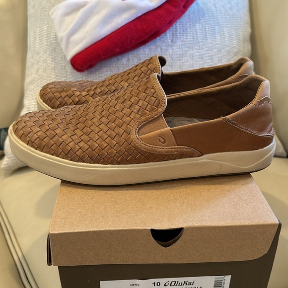 OluKai Lae‘ahi Lauhala - Men’s Woven Leather Shoes - Picture 4 of 10